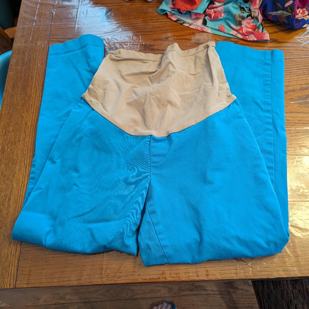 Maternity Cropped Pants